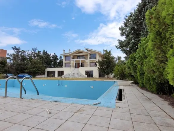 Villa With 4 Bedrooms In Thessaloniki Suburbs