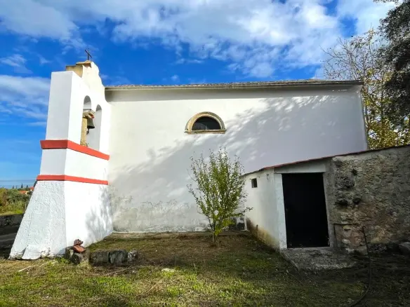 Detached House With Garden Area In Corfu