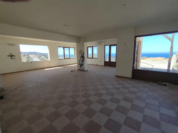 Detached House In Mallia, Greece (357 M²)