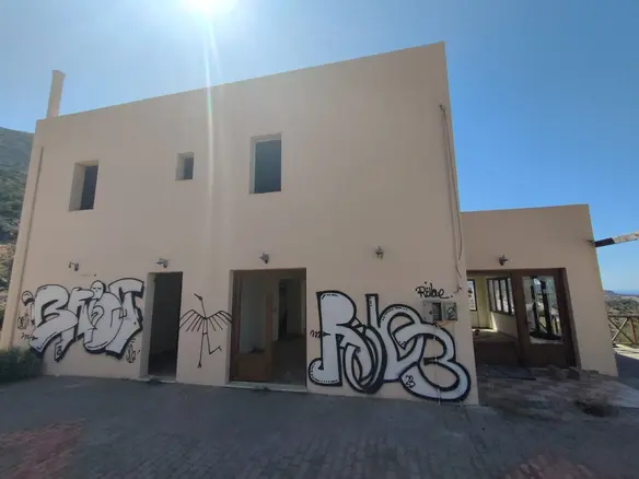 Detached House In Mallia, Greece (357 M²)