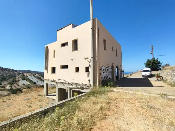 Detached House In Mallia, Greece (357 M²)