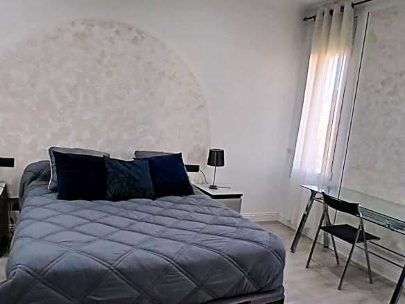 Apartment On Gran Via De Les Corts Catalanes With View