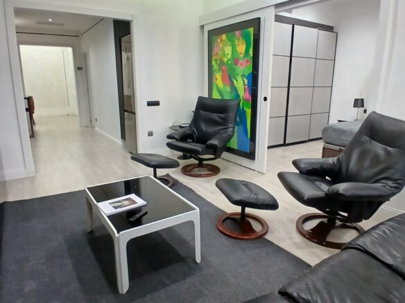 Apartment On Gran Via De Les Corts Catalanes With View