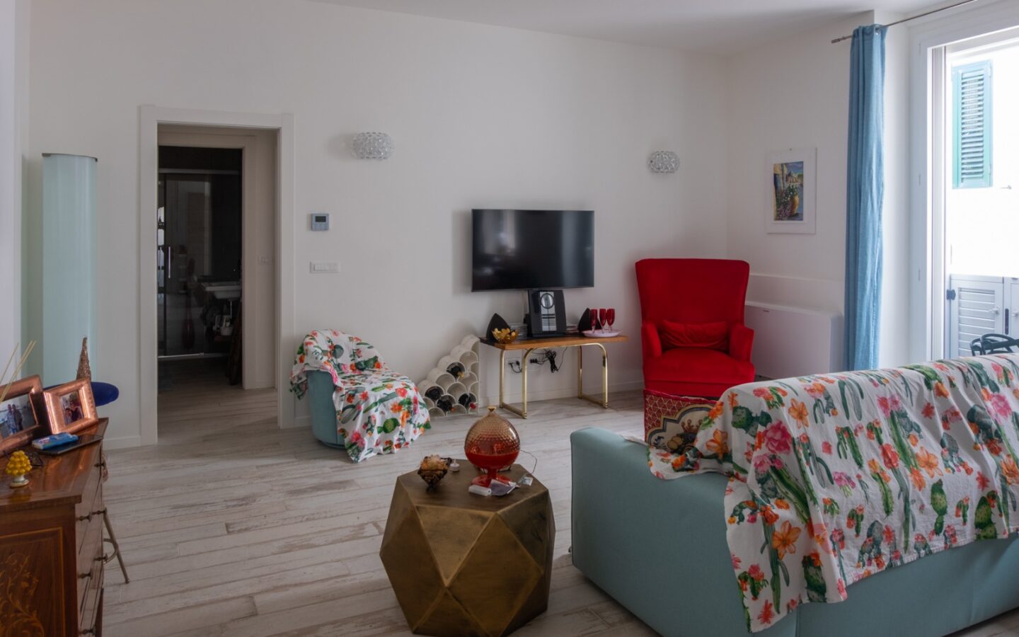 Historic Apartment In Monopoli City Center With Amenities