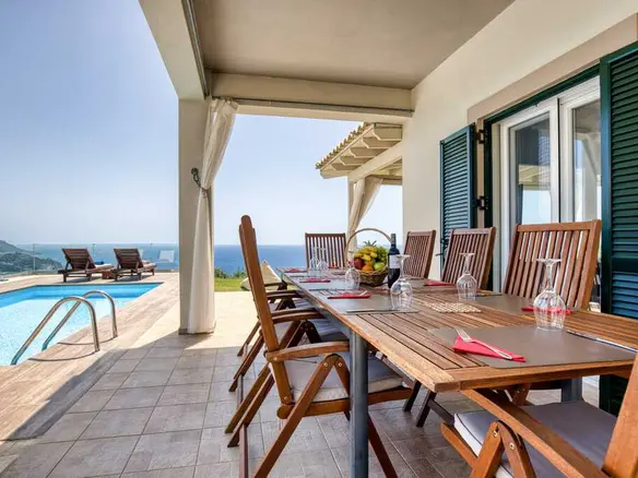 3-bedroom Villa In Corfu, Greece (181 M²)