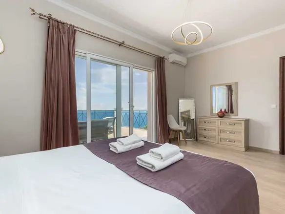 3-bedroom Villa In Corfu, Greece (181 M²)