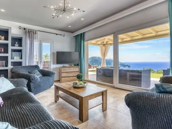 3-bedroom Villa In Corfu, Greece (181 M²)