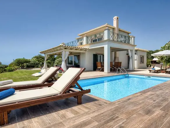 3-bedroom Villa In Corfu, Greece (181 M²)