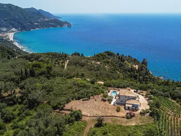 3-bedroom Villa In Corfu, Greece (181 M²)