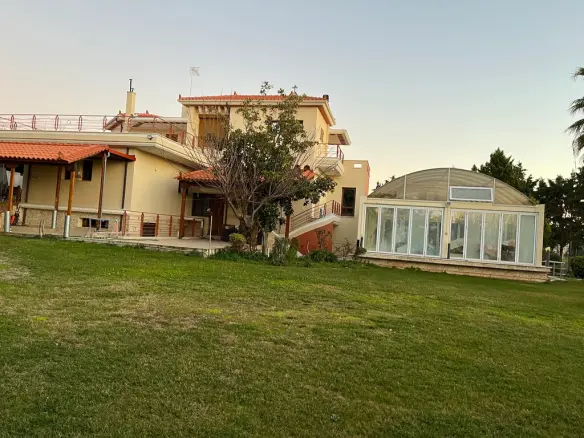 4-bedroom Villa In Anthidonos, Greece (585 M²)