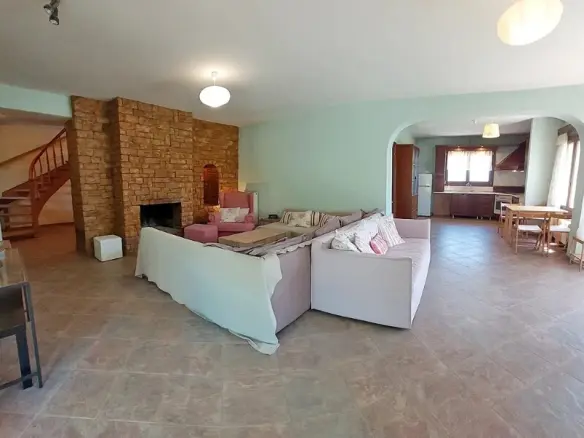 5-bedroom Detached House In Thermaikos, Greece (280 M²)