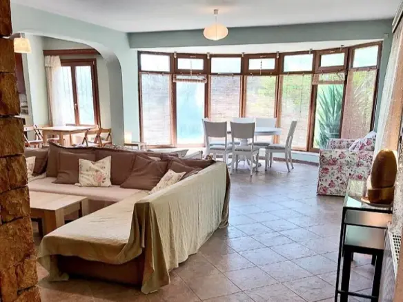5-bedroom Detached House In Thermaikos, Greece (280 M²)