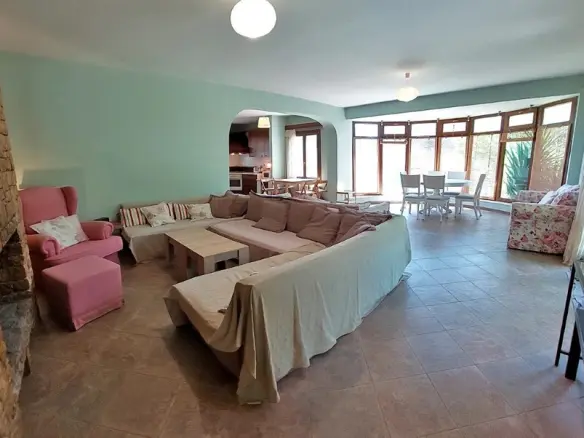 5-bedroom Detached House In Thermaikos, Greece (280 M²)
