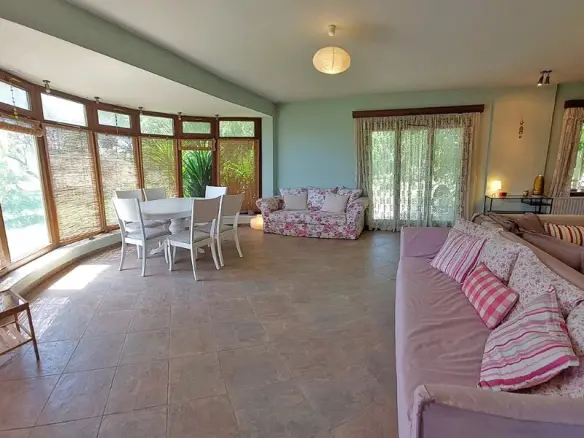 5-bedroom Detached House In Thermaikos, Greece (280 M²)