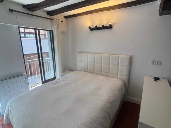Apartment With Balcony Located In Central Bermeo