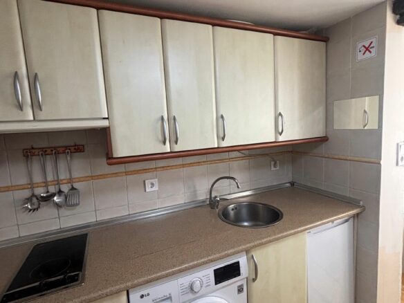 Apartment With Balcony Located In Central Bermeo