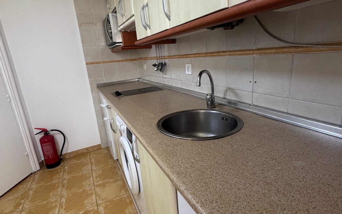 Apartment With Balcony Located In Central Bermeo