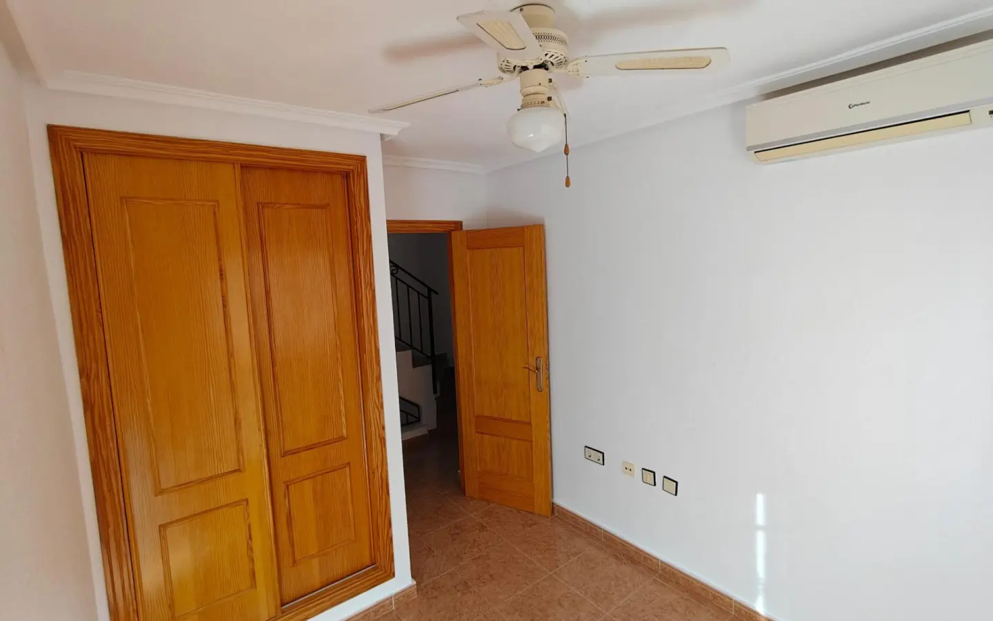 Town House With 2 Bedrooms In Montesinos, Spain