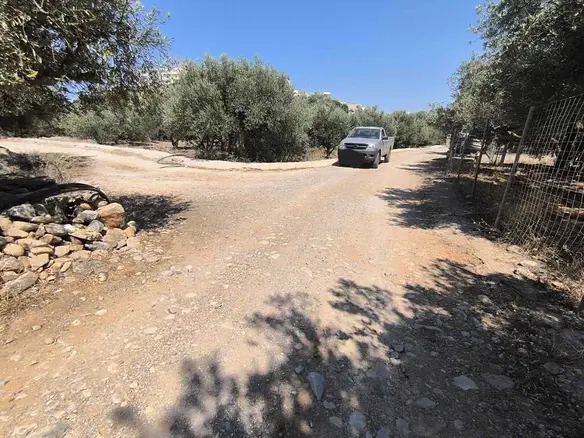 Land Parcel 2049 M² Located In Crete