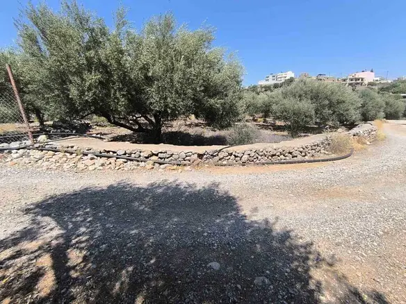 Land Parcel 2049 M² Located In Crete