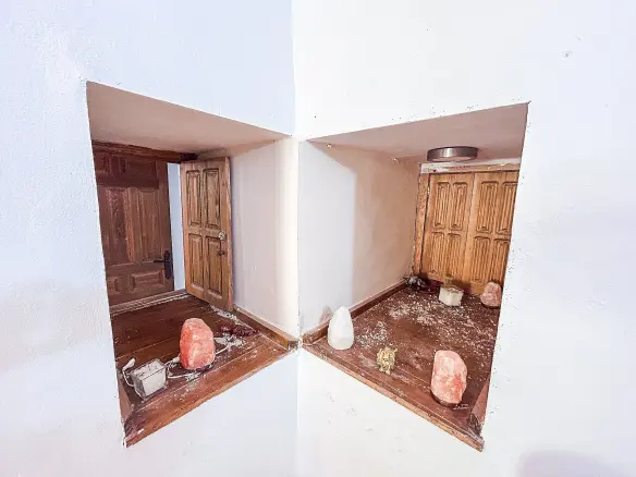 4-bedroom Cave House In Casas Del Señor, Spain (250 M²)