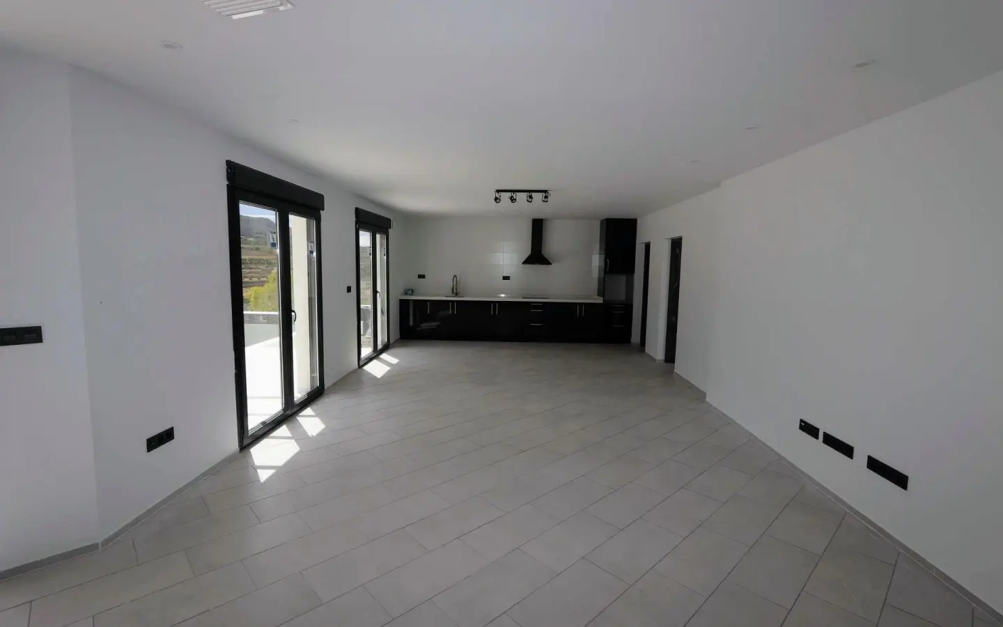 4-bedroom Detached Villa In Aspe, Spain (155 M²)