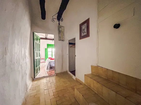 4-bedroom Townhouse In Onil, Spain (160 M²)
