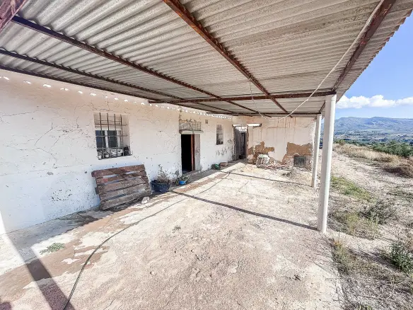 2-bedroom Country House In Elda, Spain (180 M²)