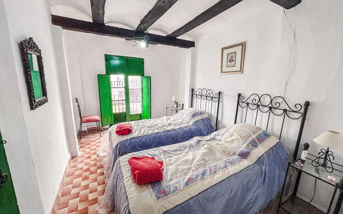4-bedroom Townhouse In Onil, Spain (160 M²)