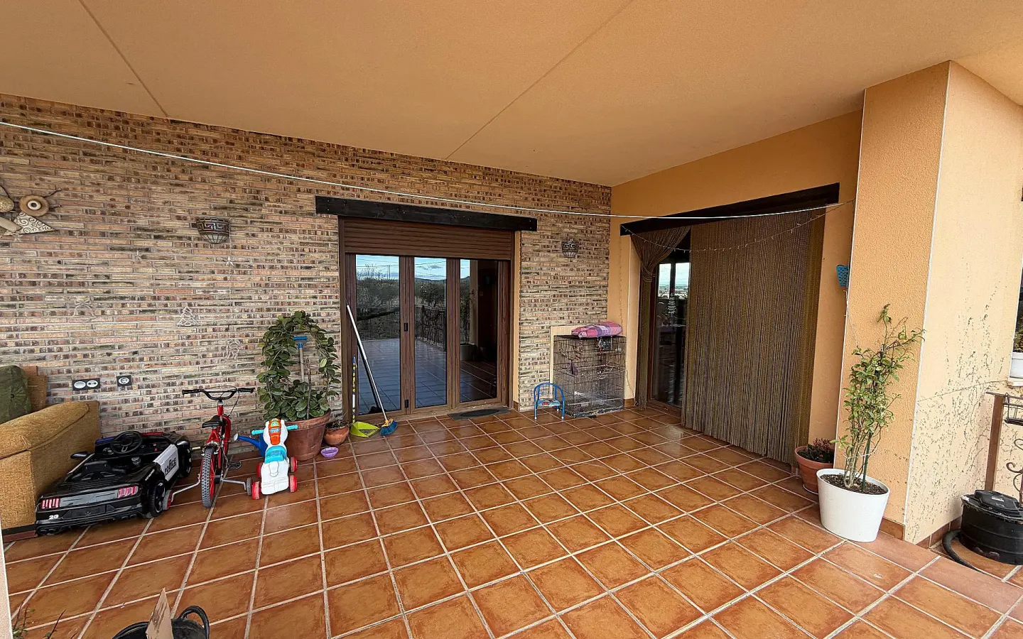 2-bedroom Country House In Yecla, Spain (188 M²)