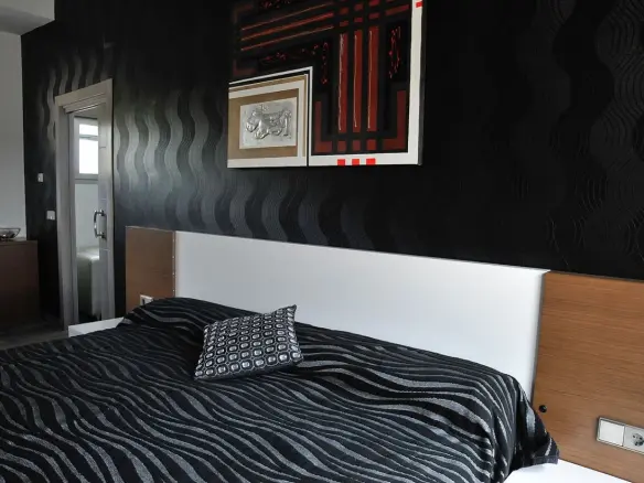 5-bedroom Detached Villa In Yecla, Spain (332 M²)