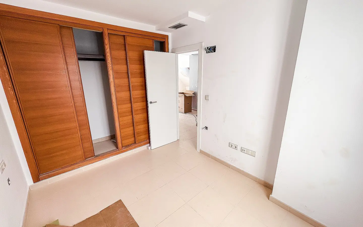 2-bedroom Apartment In Crevillente, Spain (70 M²)