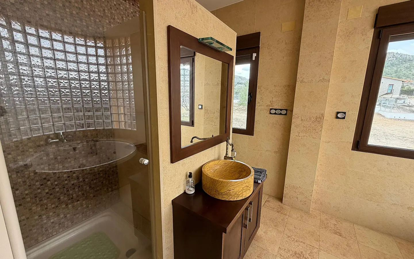 2-bedroom Country House In Yecla, Spain (188 M²)