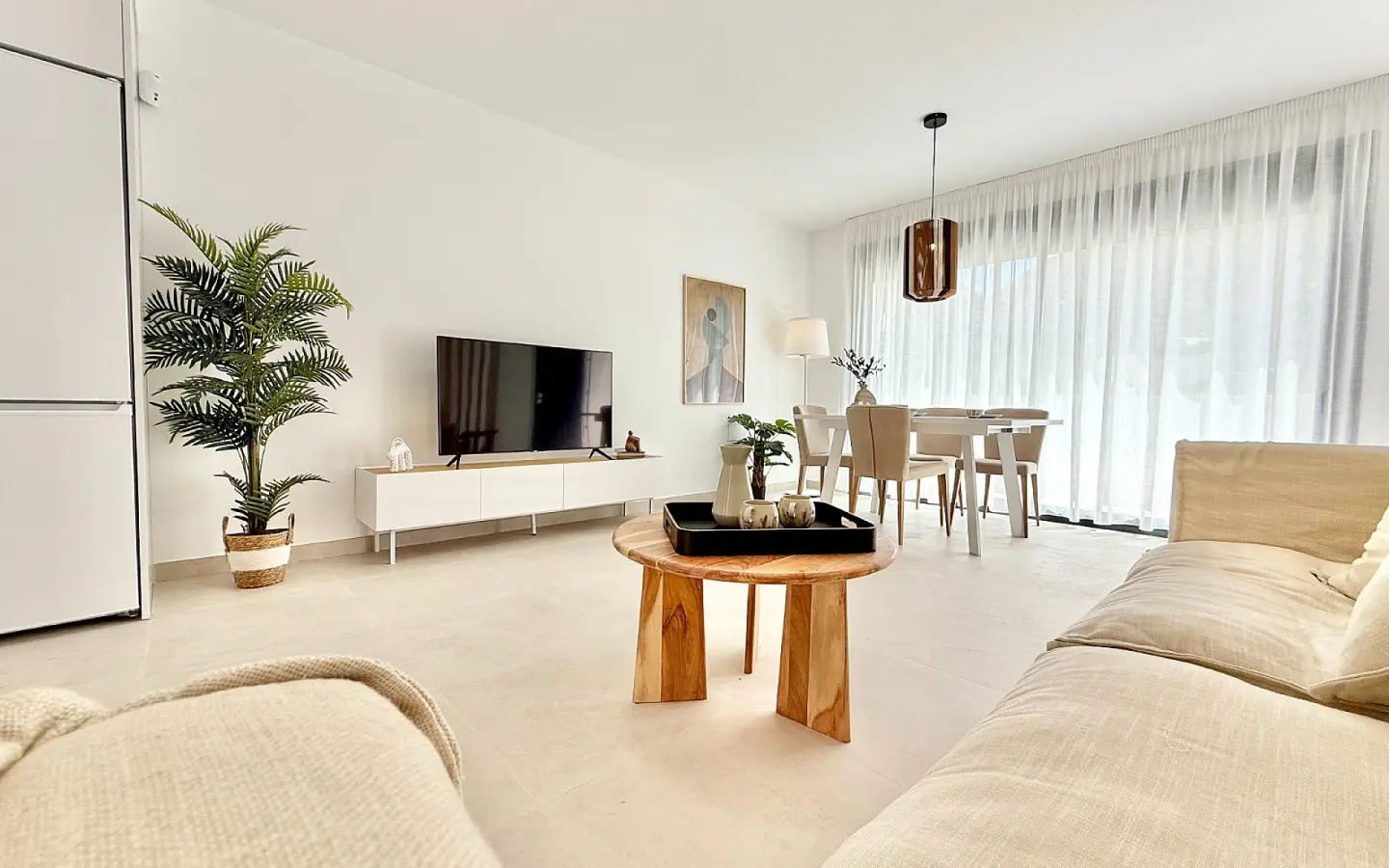 3-bedroom Detached Villa In Cox, Spain (81 M²)