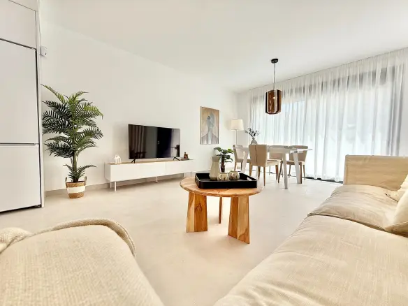 3-bedroom Detached Villa In Cox, Spain (81 M²)