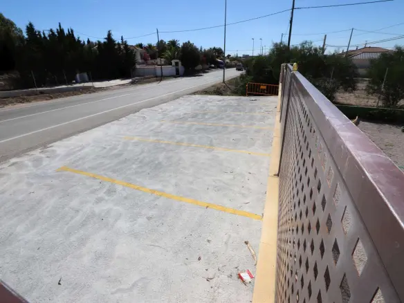 11-bedroom Commercial In Fortuna, Spain (500 M²)