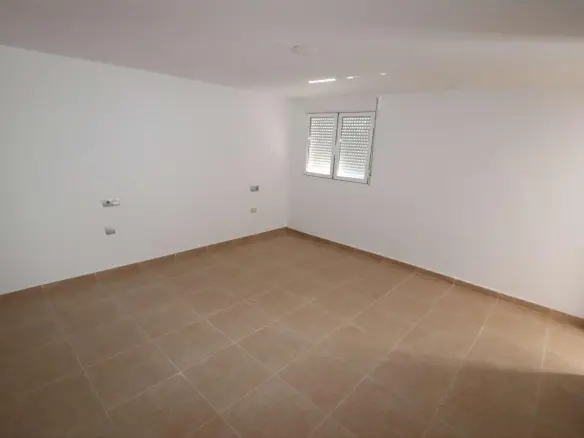 11-bedroom Commercial In Fortuna, Spain (500 M²)