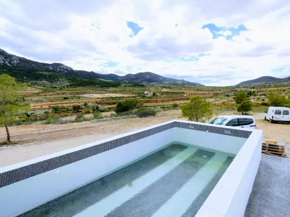 4-bedroom Detached Villa In Aspe, Spain (155 M²)
