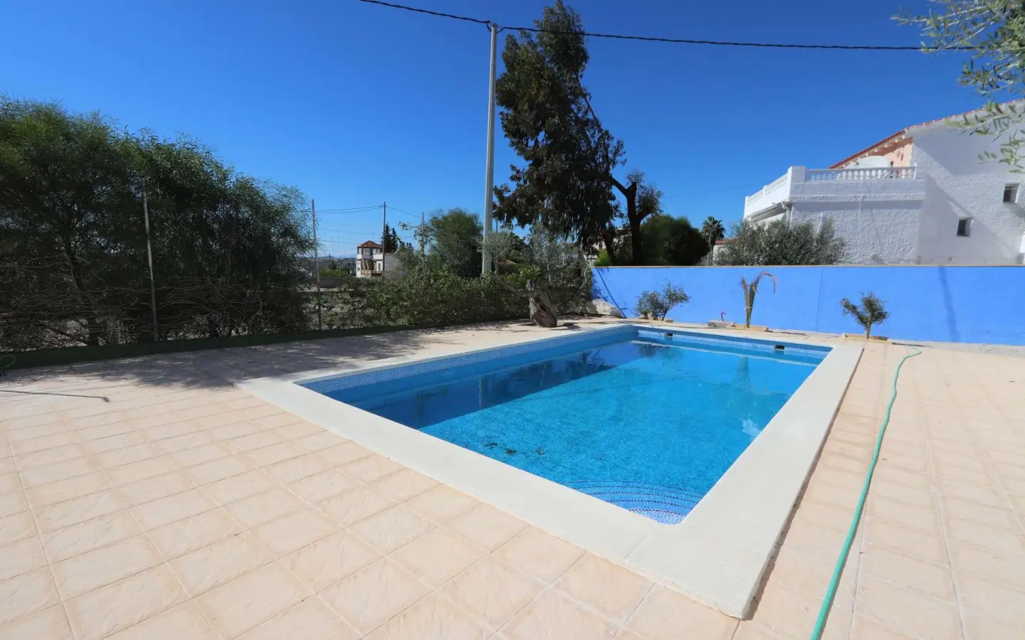11-bedroom Commercial In Fortuna, Spain (500 M²)
