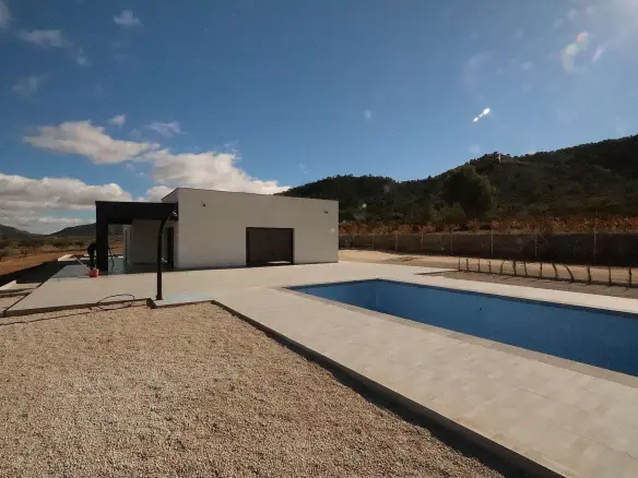 3-bedroom Detached Villa In Macisvenda, Spain (200 M²)