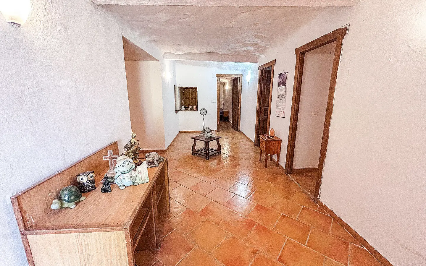 4-bedroom Cave House In Casas Del Señor, Spain (250 M²)