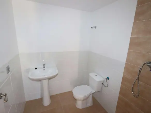 11-bedroom Commercial In Fortuna, Spain (500 M²)