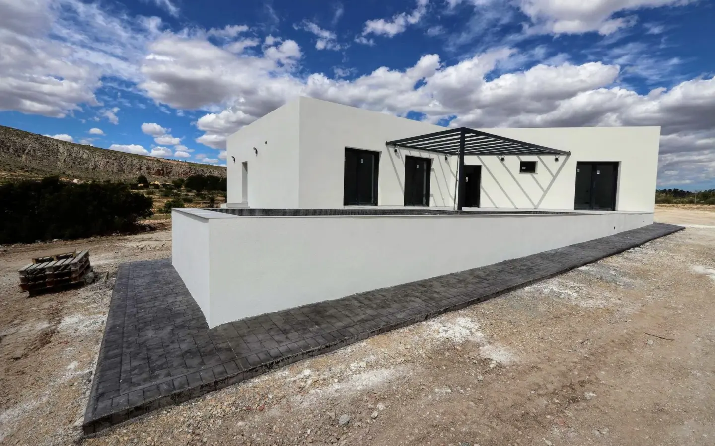 4-bedroom Detached Villa In Aspe, Spain (155 M²)