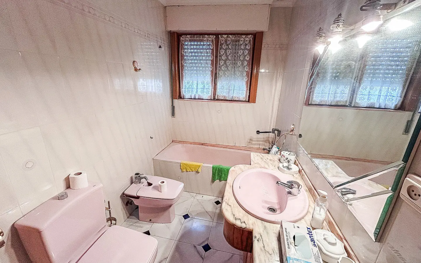 6-bedroom Restoration Project In Monovar, Spain (250 M²)