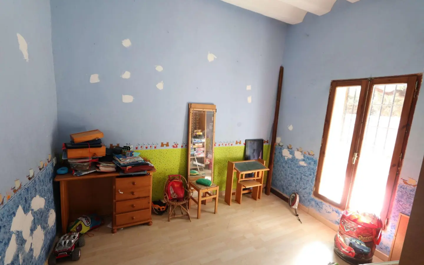 10-bedroom Commercial In Pinoso, Spain (700 M²)