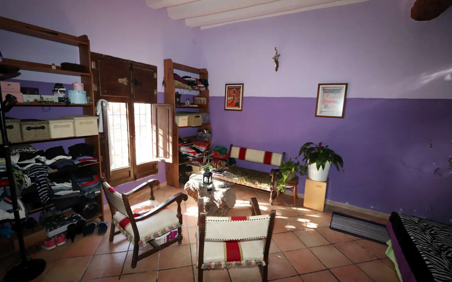 10-bedroom Commercial In Pinoso, Spain (700 M²)