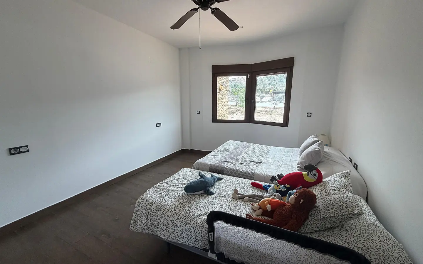 2-bedroom Country House In Yecla, Spain (188 M²)