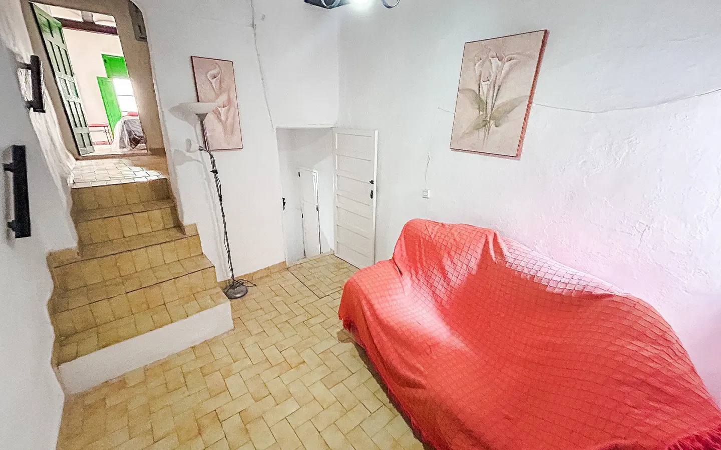 4-bedroom Townhouse In Onil, Spain (160 M²)
