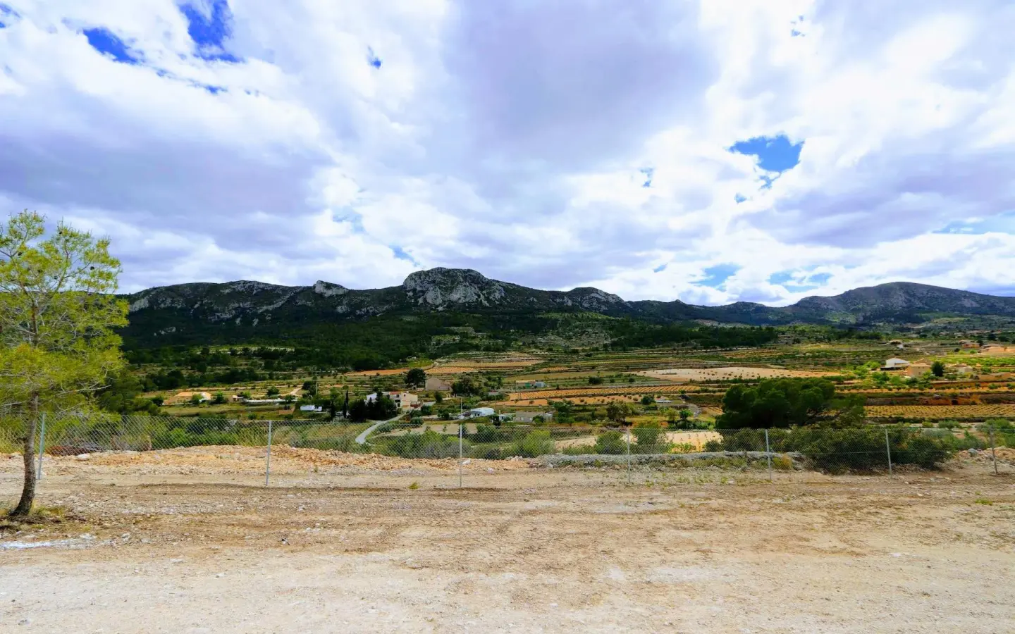 4-bedroom Detached Villa In Aspe, Spain (155 M²)