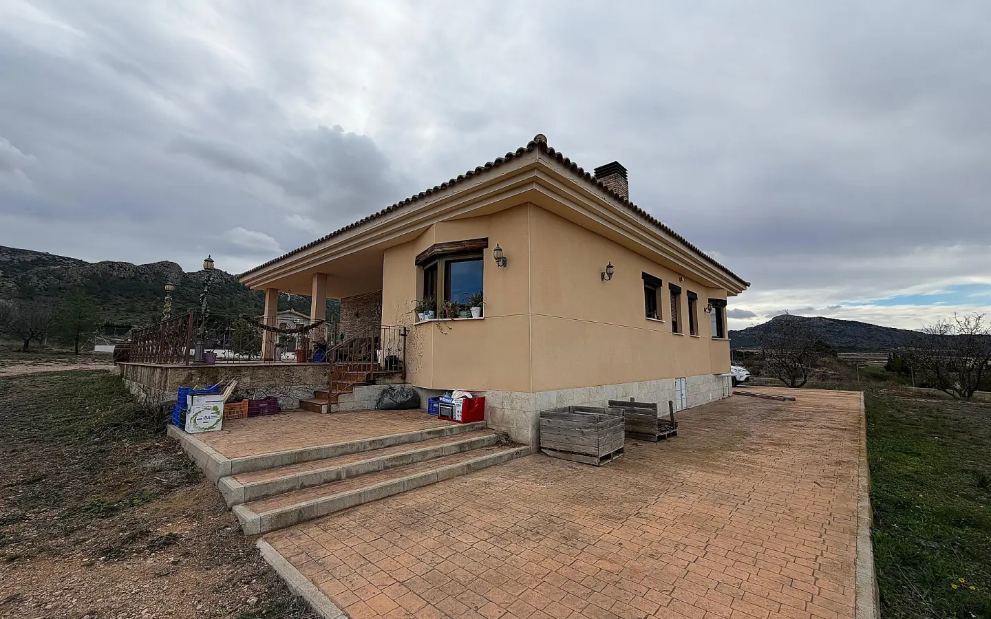 2-bedroom Country House In Yecla, Spain (188 M²)